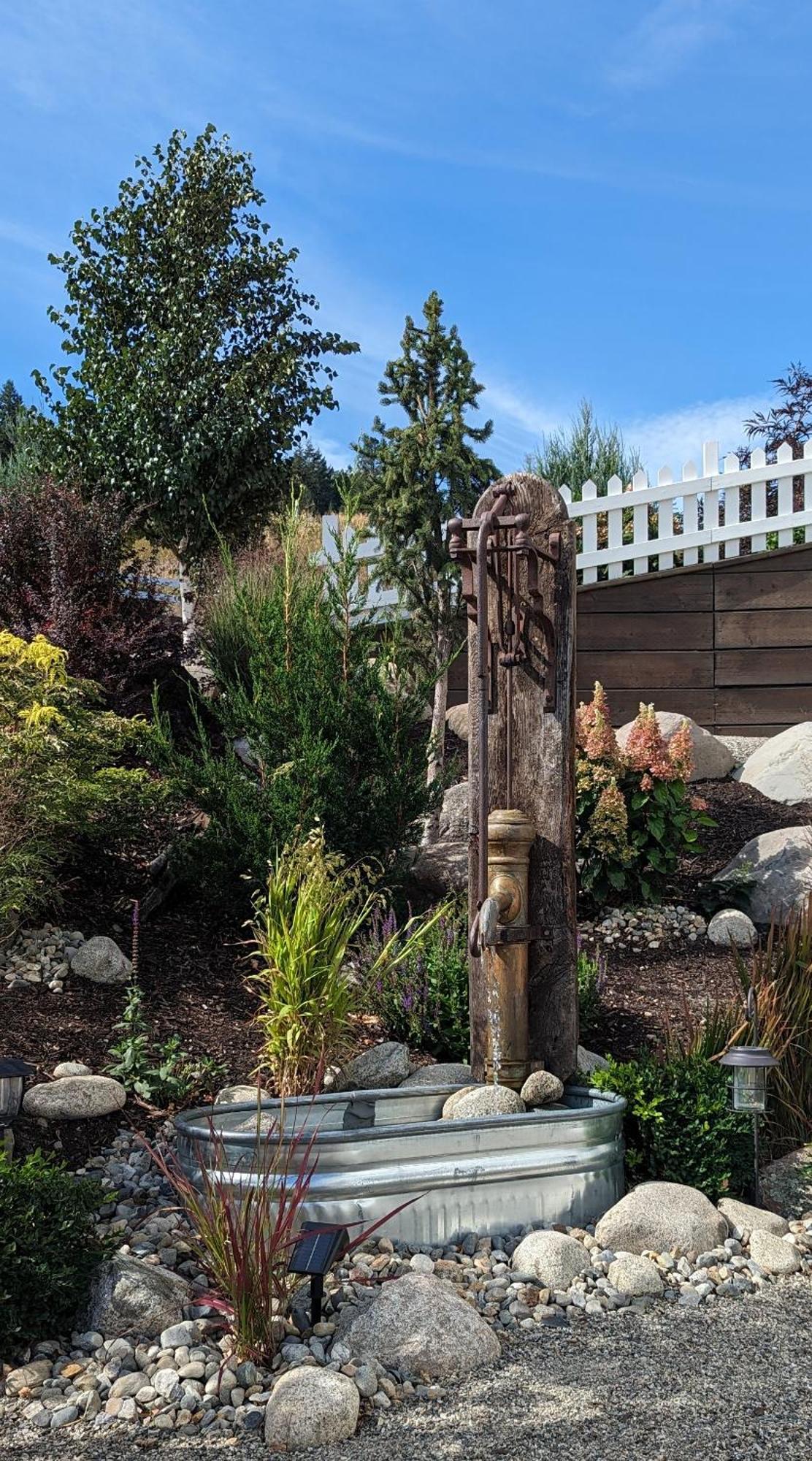 Autumn Lane B&B, Farmhouse Elegance & Stunning Lakeviews West Kelowna Exterior photo